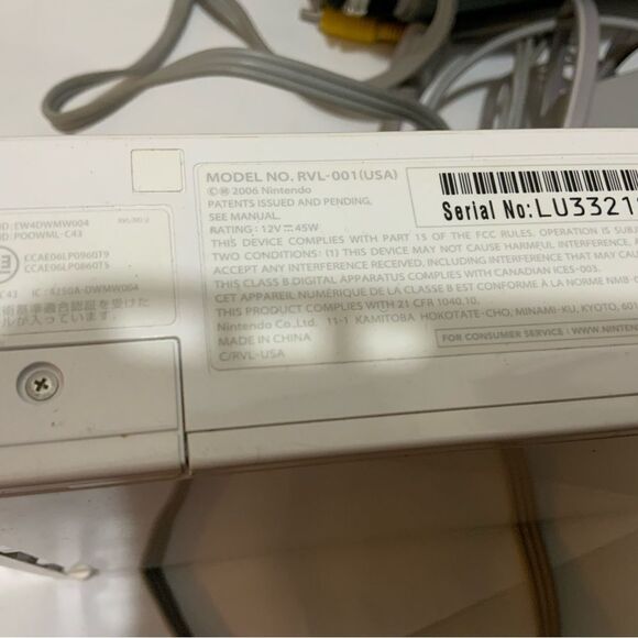 Wii Console Nintendo RVL-001 System Wii Sports Game RVL 001 no remotes - Picture 5 of 10